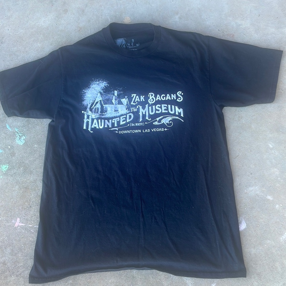 Zac Bagans Haunted Museum Tee! Medium